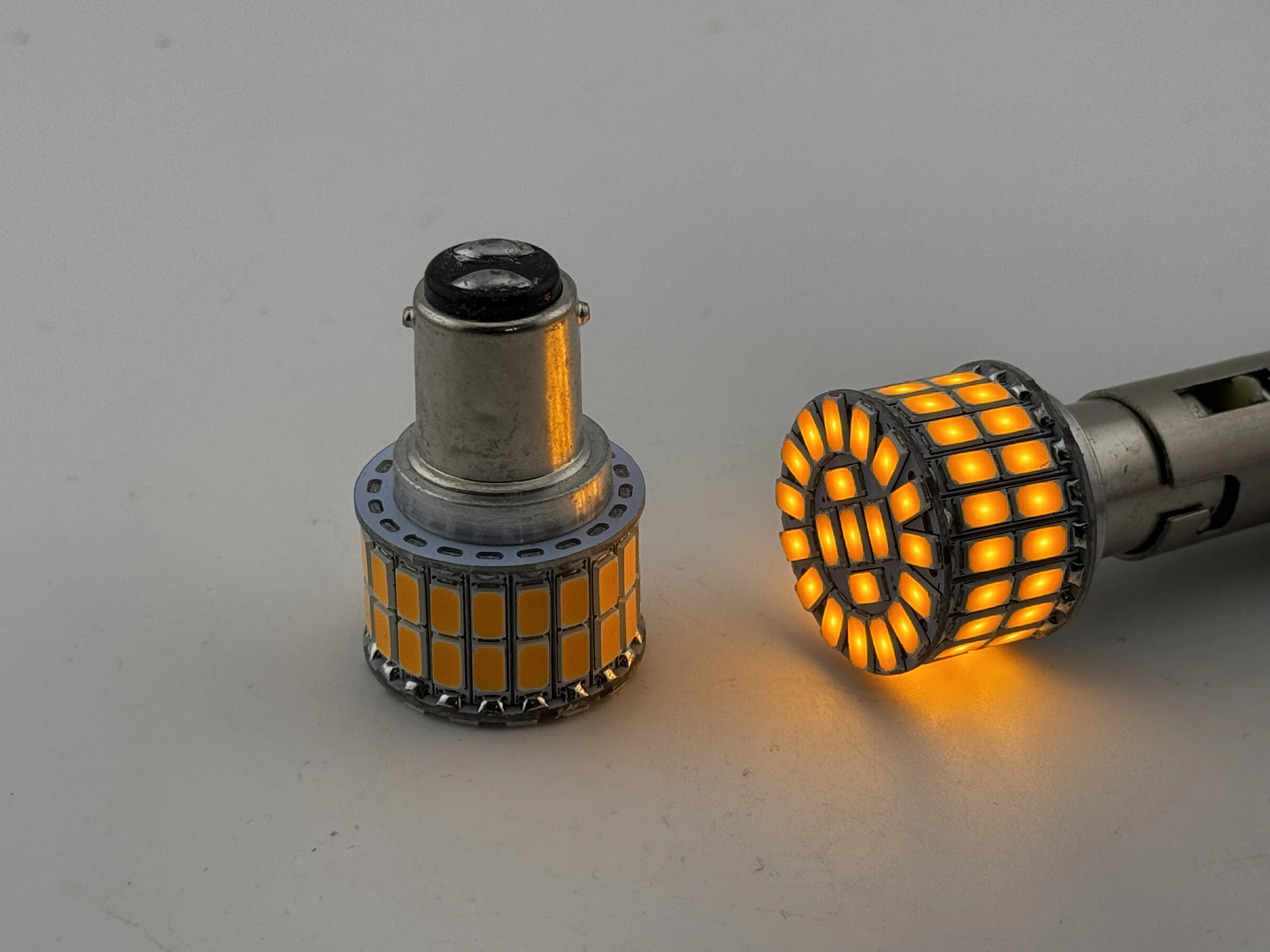 Rebaydo™ BA15D 1158 12 Volt 60 SMD 5730 Dual Filament Reduced Profile	