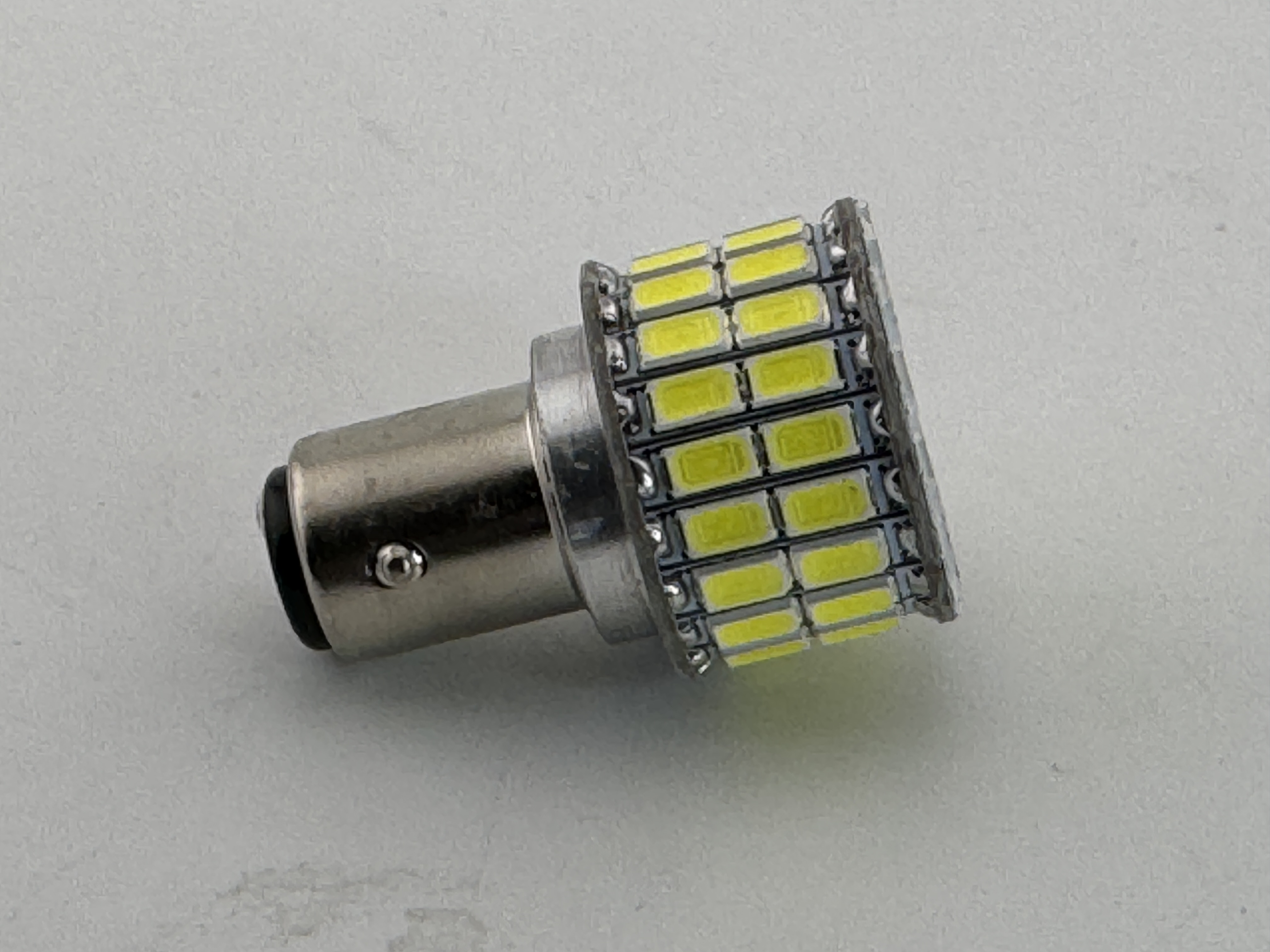 Rebaydo™ BAY15D 1154 12 Volt 60 SMD 5730 Dual Filament Reduced Profile