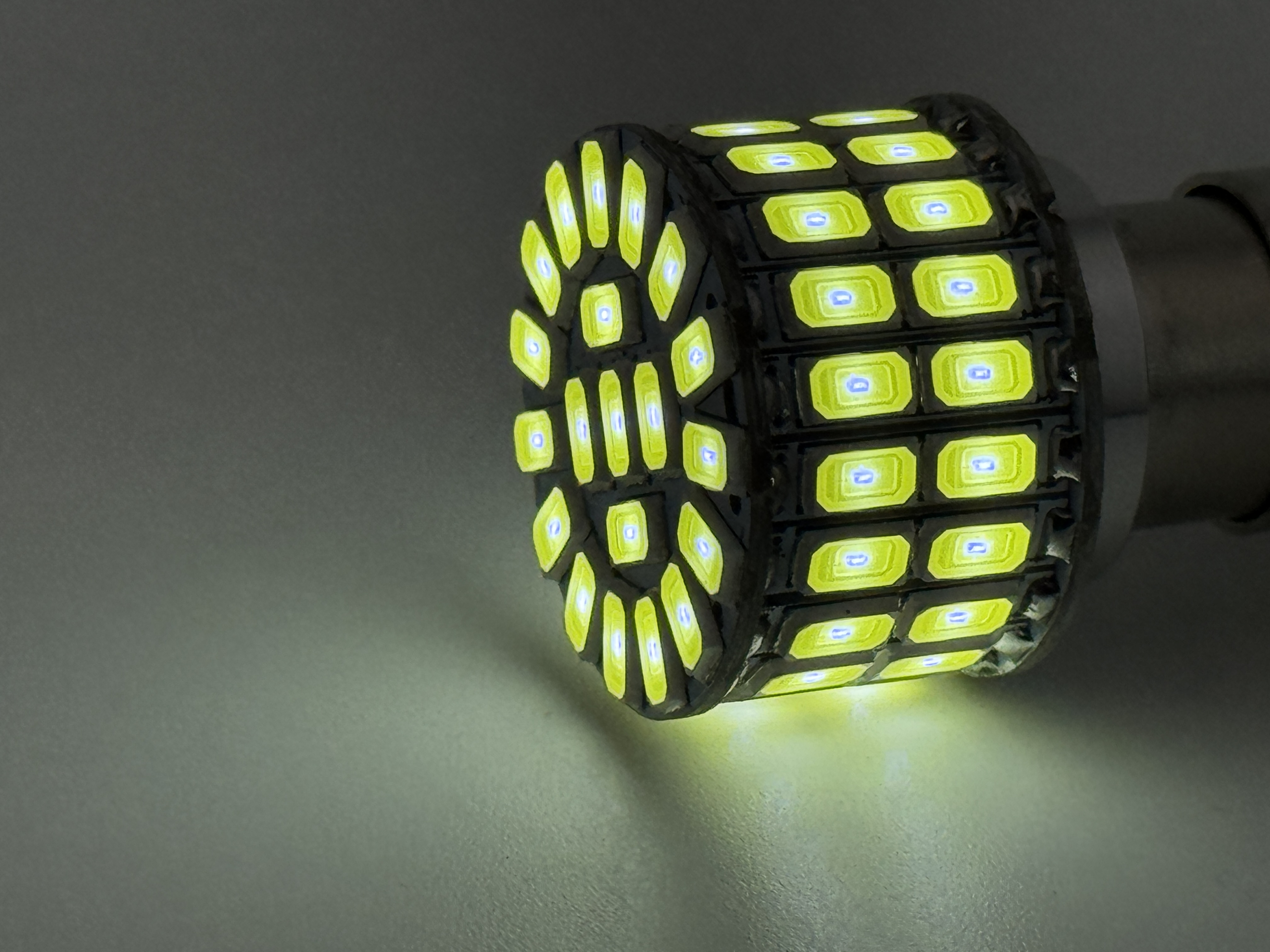 Rebaydo™ BA15S 1156 12 Volt 60 SMD 5730 Single Filament Reduced Profile